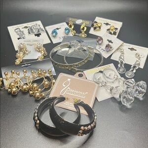 NWT earring jewelry lot. 11 pairs for pierced ears.